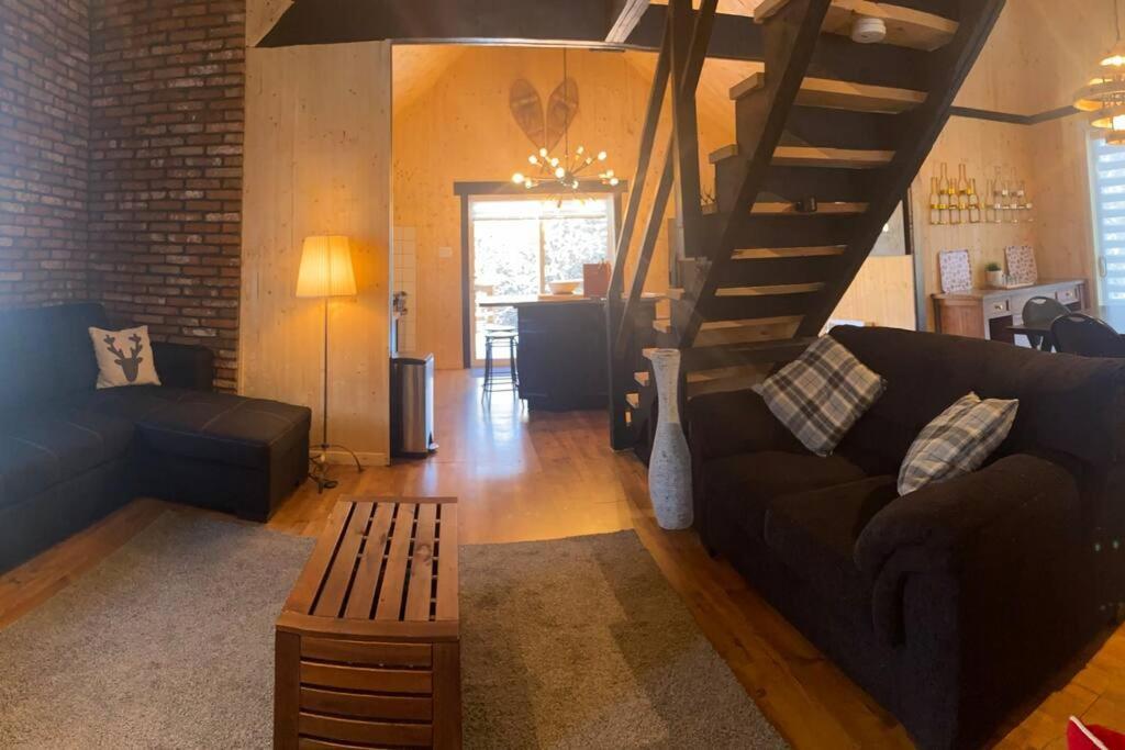 Le Jazz- Chalet Rustique/Chic Avec Spa Notre-Dame-Des-Bois エクステリア 写真