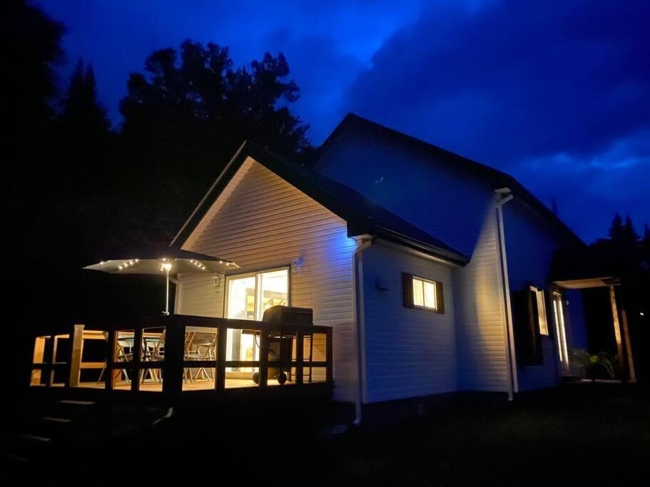 Le Jazz- Chalet Rustique/Chic Avec Spa Notre-Dame-Des-Bois エクステリア 写真